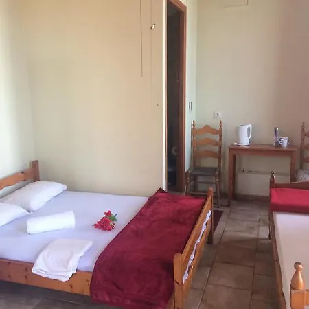 47 Pensjonat Chania (Crete)