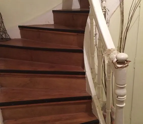 47 בית הארחה חאניה