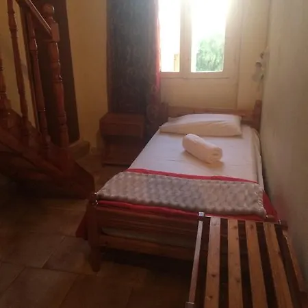 ルームズ ４７ 2*