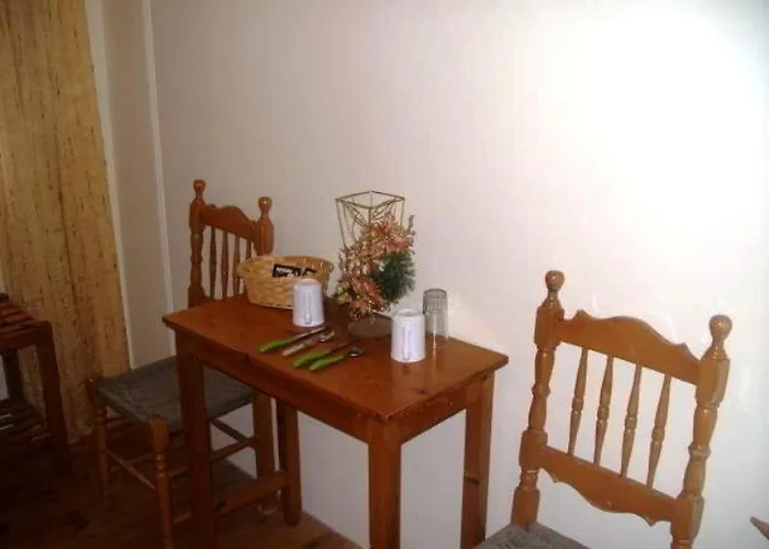 ルームズ ４７ 2* ハニア