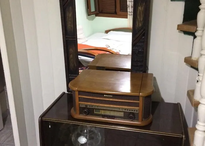 ゲストハウス ルームズ ４７ ハニア