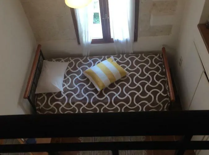 ルームズ ４７ 2* ハニア